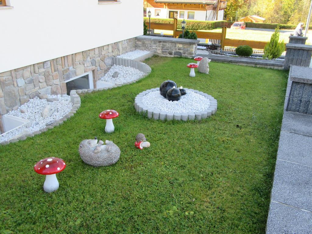 Alpen-Chalet Ehrwald Exterior photo